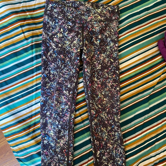 Athleta Other - Athleta girl crop leggings size small